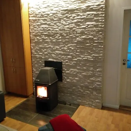 Apartment Uus-tatari 4 *